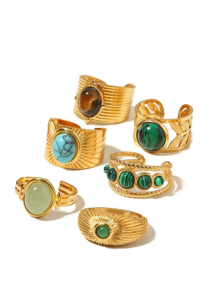 Elegant Malachite Ring: 18K Gold-Plated Titanium