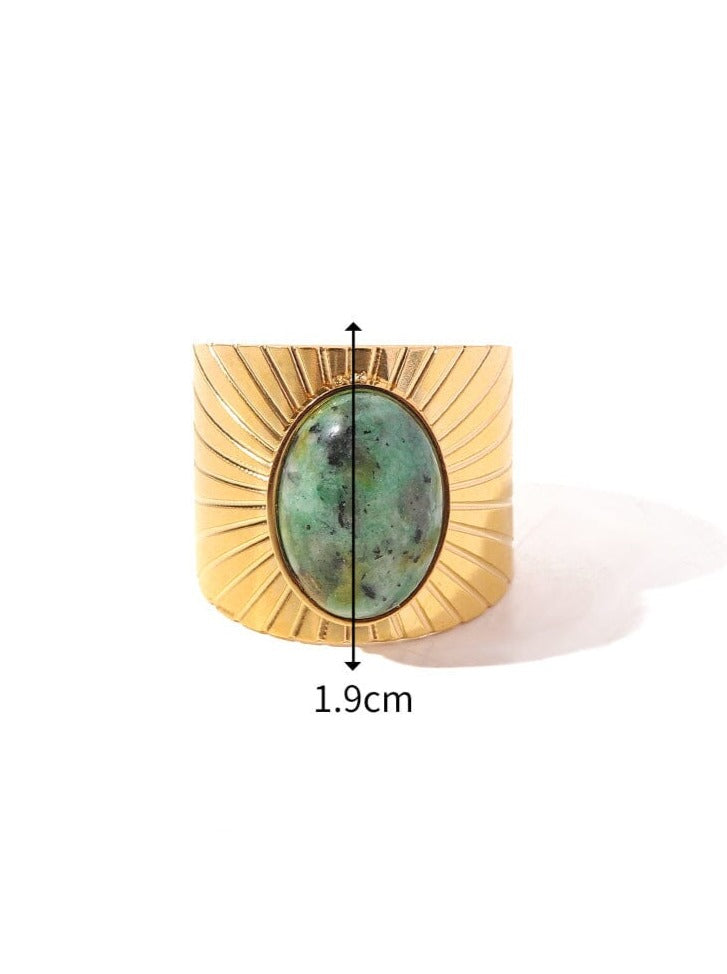 Elegant Malachite Ring: 18K Gold-Plated Titanium